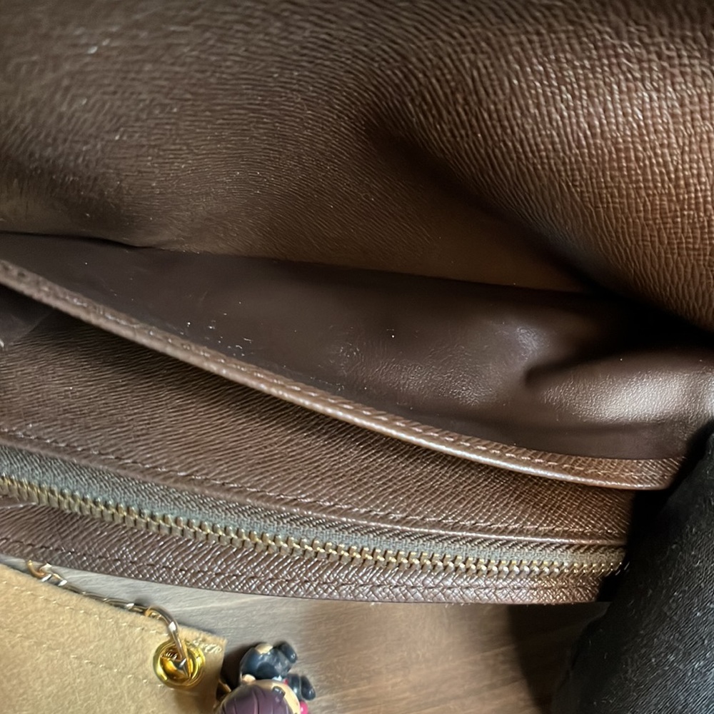 Louis Vuitton Wallet - Damier - Picture 14 of 17